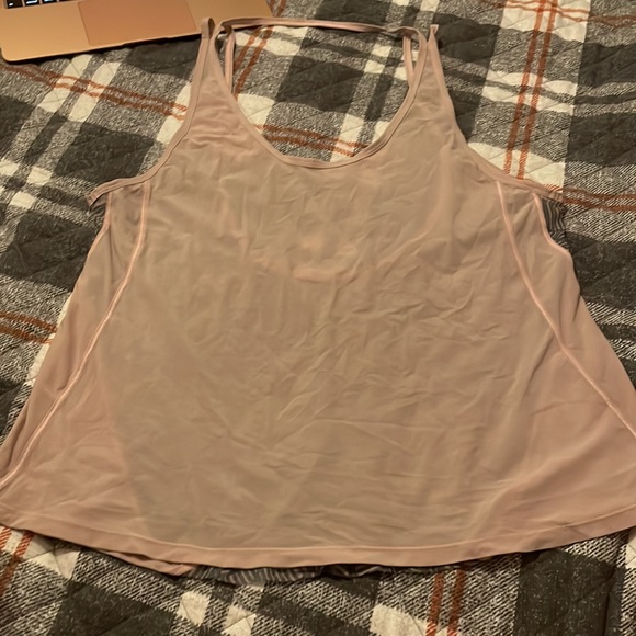 Pink & Grey mesh Lululemon workout tank - Picture 3 of 3